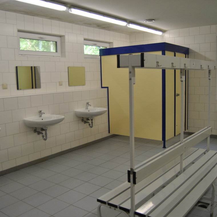 Innenansicht Duschraum Waschhaus 1